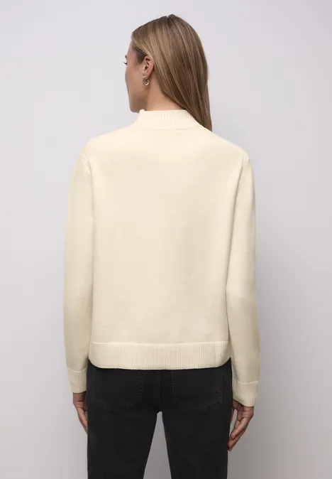 Kuscheliger Pullover soft beige