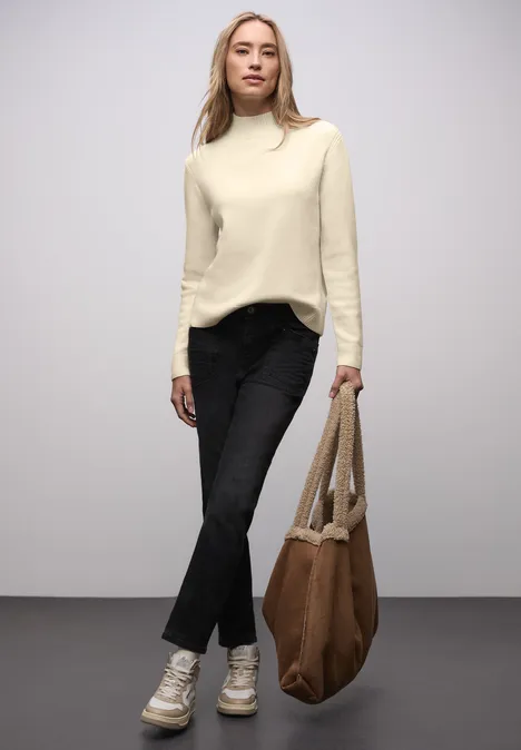 Kuscheliger Pullover soft beige
