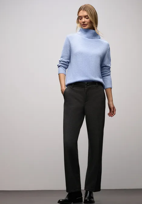 Doux pull à col roulé frosted blue mel.