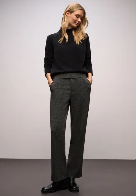 Softer Chenille Pullover Black