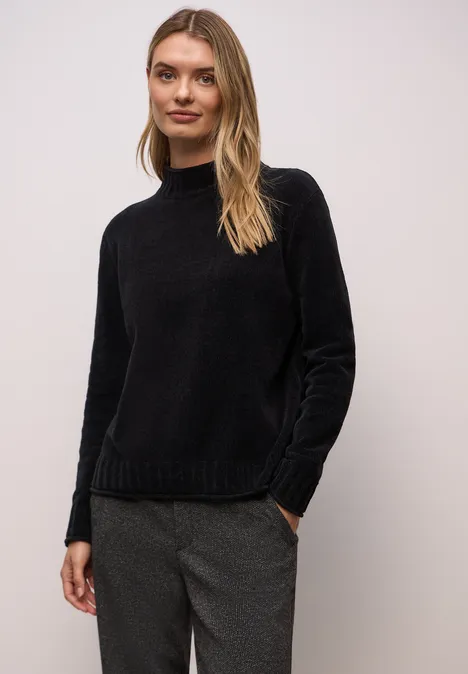 Softer Chenille Pullover Black