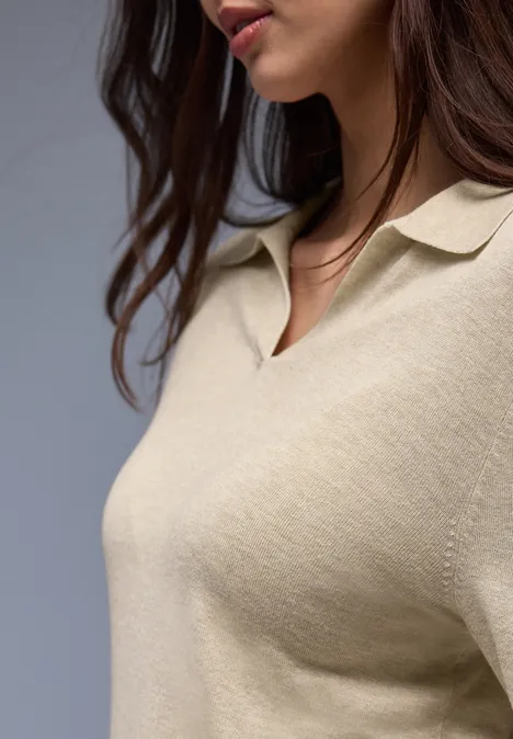 Pull-over en couleur unie cotton beige mel.