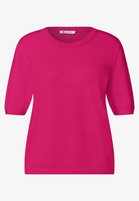 Pull à manches courtes et col rond, de couleur unie magenta dream Rosa Shirt mit halben Ärmeln und rundem Ausschnitt.