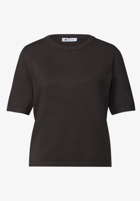 Kurzarm Pullover mit Rundhals in Unifarbe black coffee Schlichtes kurzärmliges Oberteil in dunklem Braun mit Rundhalsausschnitt.