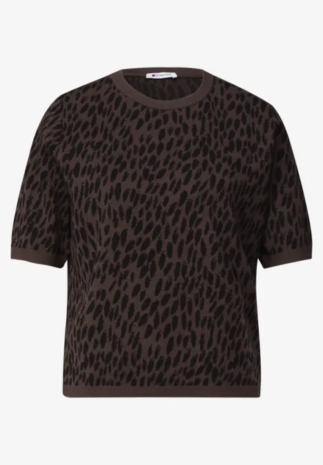 Jacquard Pullover mit Rundhals und Leo-Muster molten earth Braunes Kurzarm-Shirt mit schwarzem Tupfenmuster