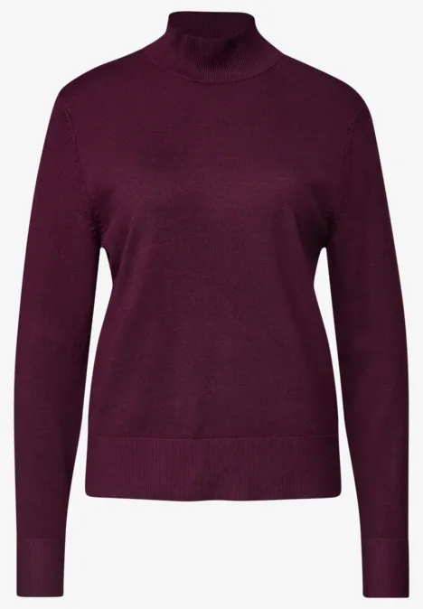 Basic sweter z golfem berry maroon Bordowy sweter z wysokim golfem, długie rękawy, prosty i elegancki.