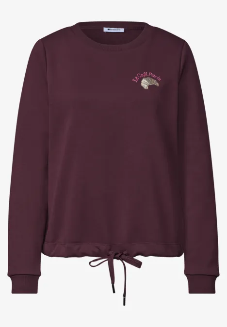Dunkelrotes Sweatshirt mit Kordelzug an der Taille und kleinem Igel-Print auf der Brust.