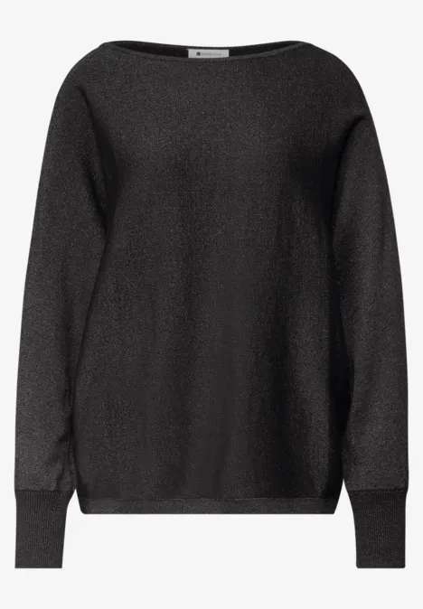 Schwarzer Pullover mit Rundhals, langen Ärmeln und entspanntem Schnitt.