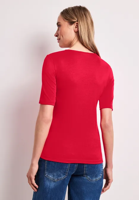 T-shirt basique avec col en V en couleur unie salsa red