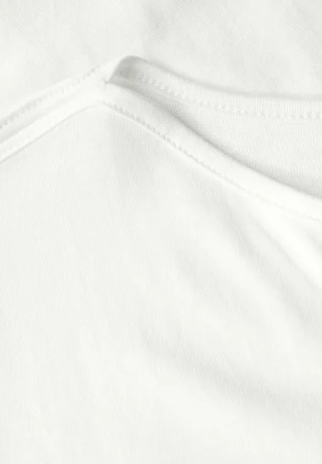 Shirt mit U-Boot-Ausschnitt off white