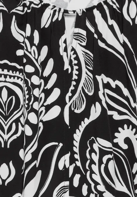 Materialmix-T-Shirt Black