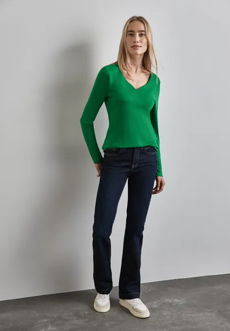 Shirt mit Herzausschnitt vibrant green