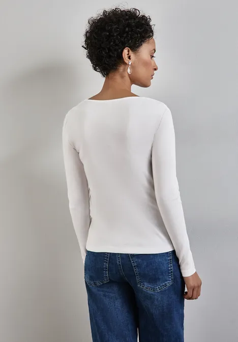 T-shirt avec encolure en cœur off white