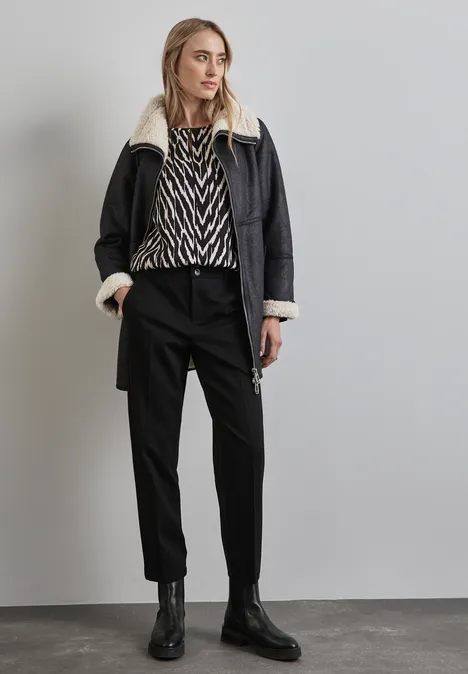 Materialmix-Shirt Black