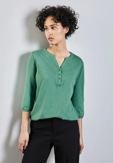 Jersey shirt sunlit green