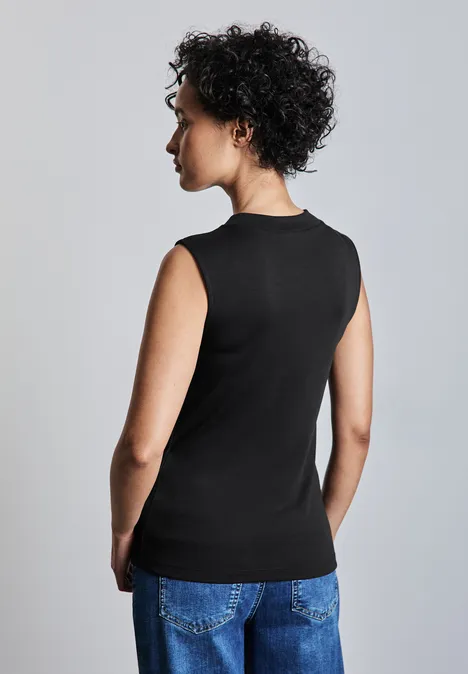 Basic Top mit Turtleneck Black