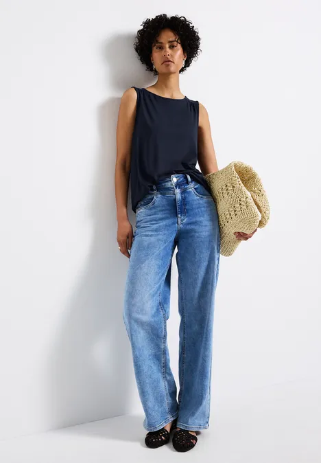Basic Top deep blue