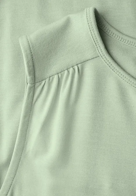 Basic Top soft jade green