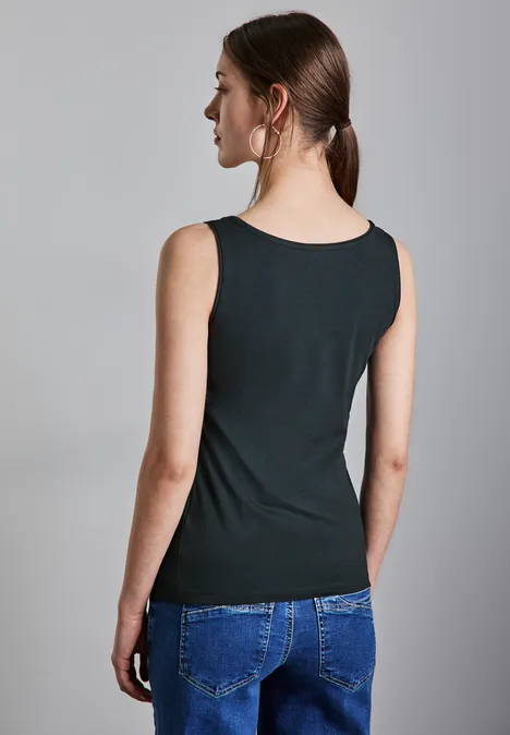 Basic top in effen kleur hunter green