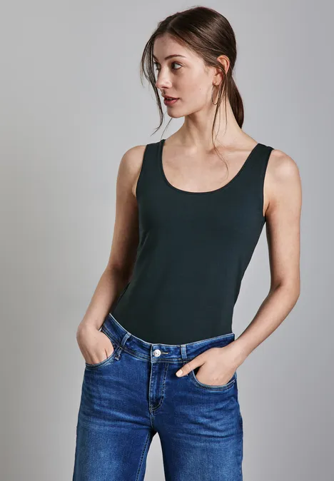 Basic top in effen kleur hunter green