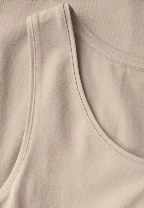 Basic Top in Unifarbe cotton beige