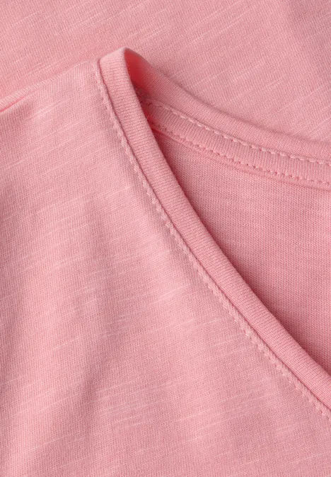 Basic T-Shirt in Unifarbe blush peach