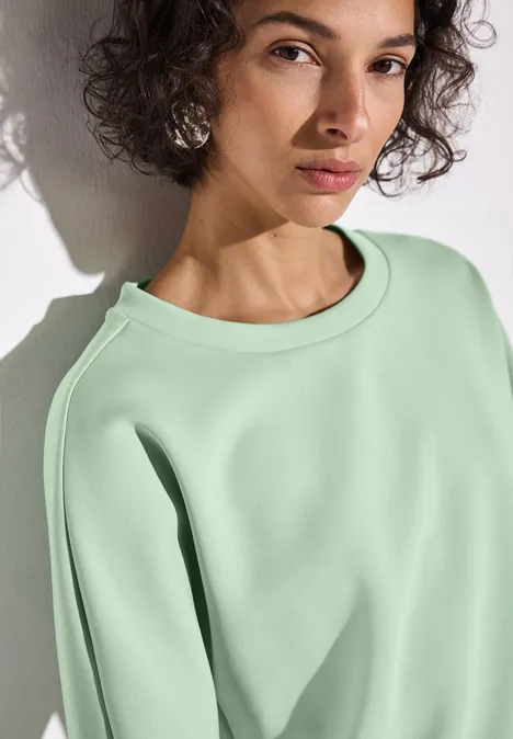 Silk-Look T-Shirt milky green