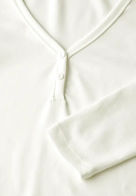 Shirt mit Knopfdetail off white