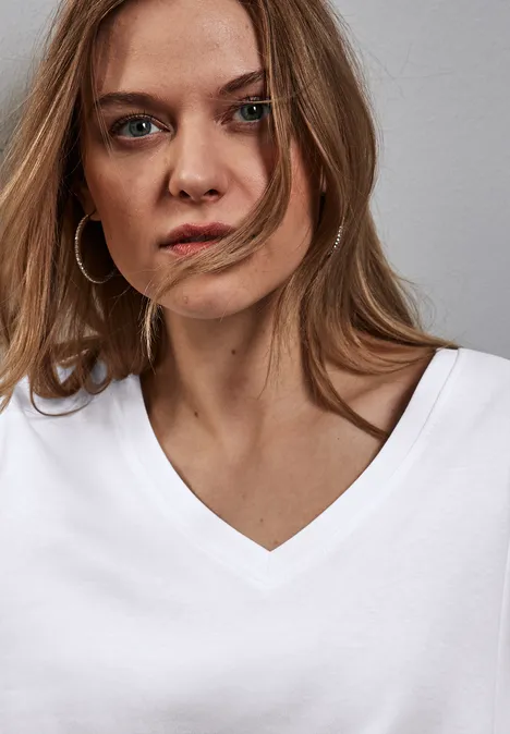 Basic V-Neck Shirt White