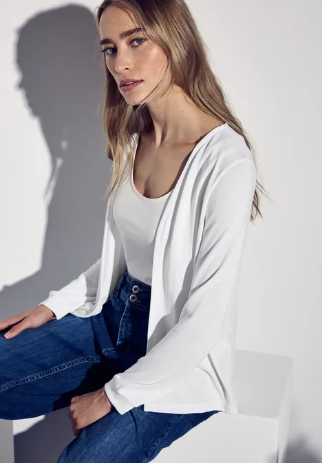Open jas White
