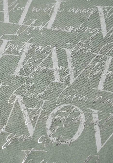 T-Shirt mit Print dusty milky green