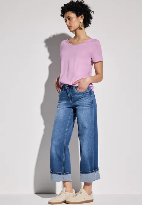 Basic T-Shirt in Unifarbe cherry blossom rose