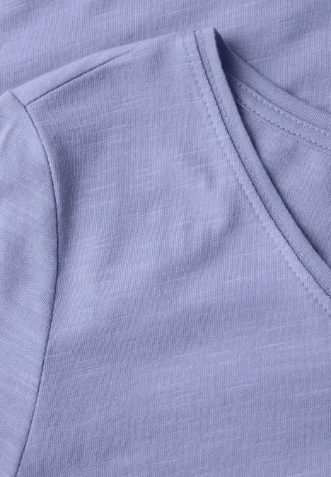 Basic T-Shirt in Unifarbe viola lilac