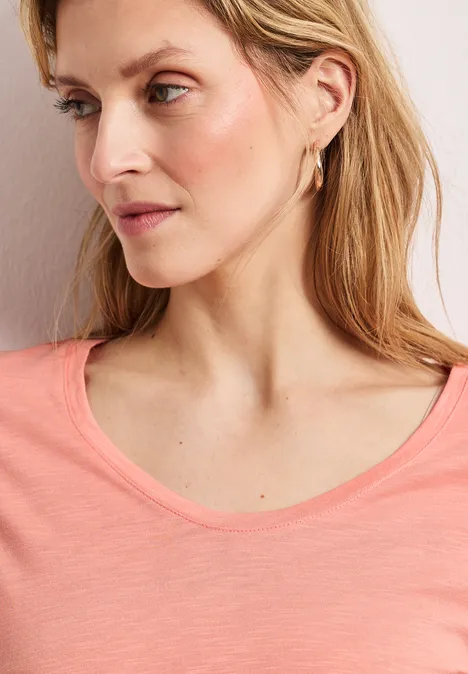 Basic Shirt met V-hals in effen kleur light apricot Basic Shirt met V-hals in effen kleur light apricot