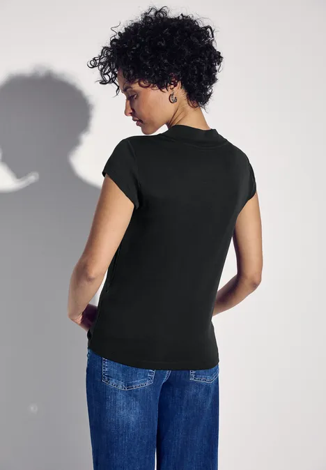 T-shirt avec découpe discrète Black