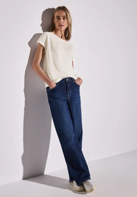 Shirt mit Spitzendetail off white