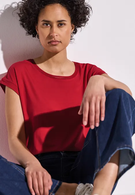 Shirt mit Dekortape glory red