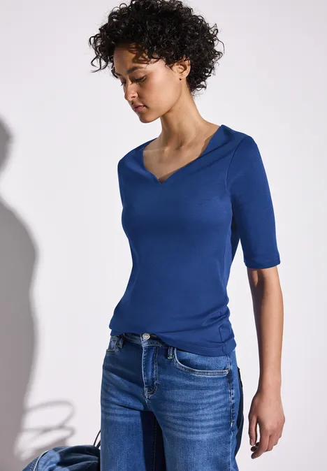 T-shirt avec encolure en cœur dodger blue
