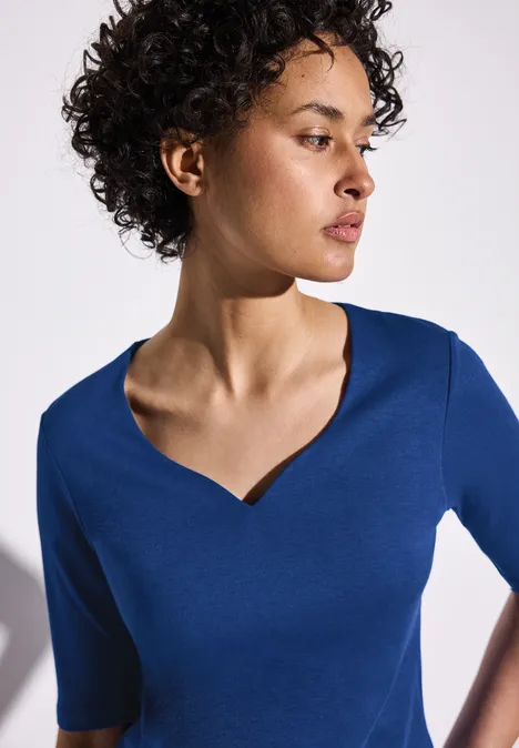 T-shirt avec encolure en cœur dodger blue