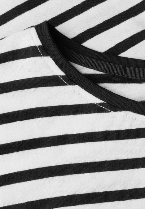 Streifenshirt mit Wording Black