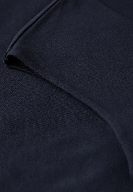 Shirt mit Diamant-Ausschnitt deep blue