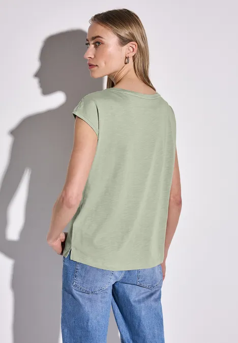Shirt mit Spitzendetail soft moss green