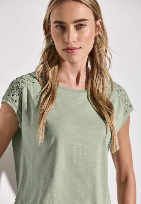 Shirt mit Spitzendetail soft moss green