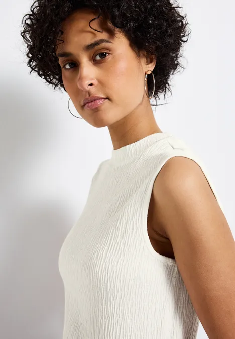 Strukturtop mit Turtleneck off white