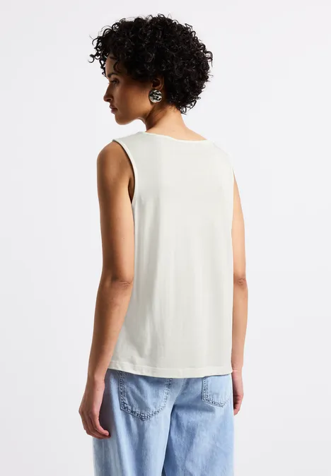 Top mit Zierstickerei off white