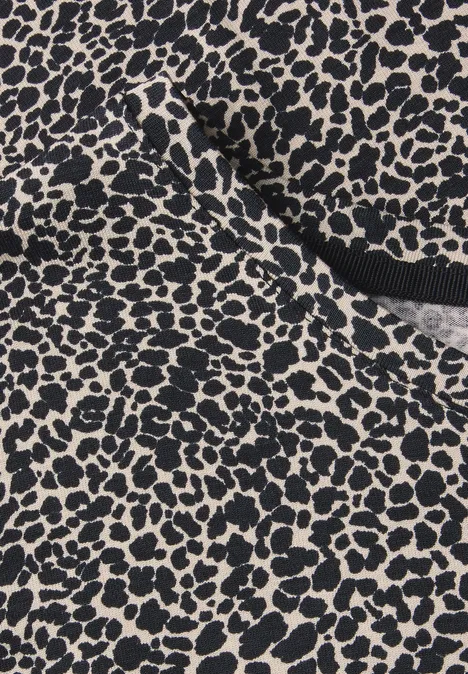 Shirt mit Leo-Muster cotton cream
