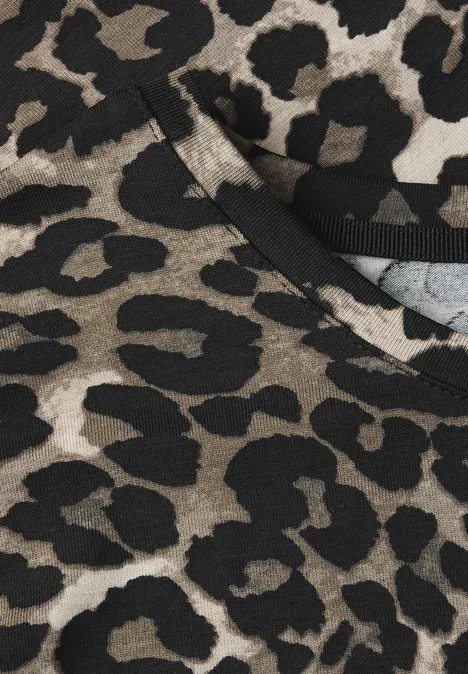 Shirt mit Leo-Muster Black