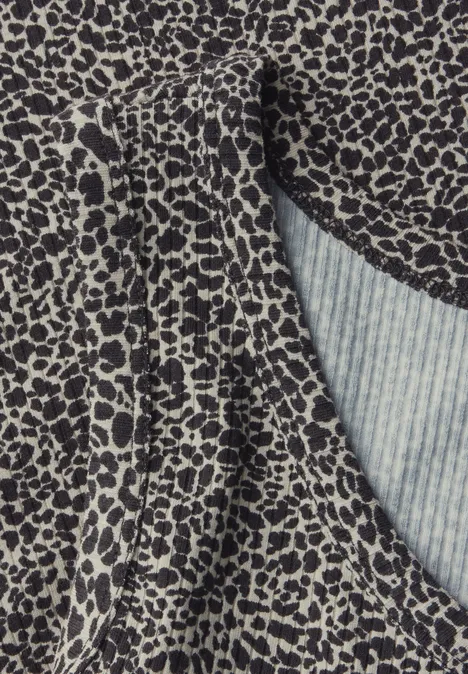 Leo-Top mit Rippstruktur cotton cream