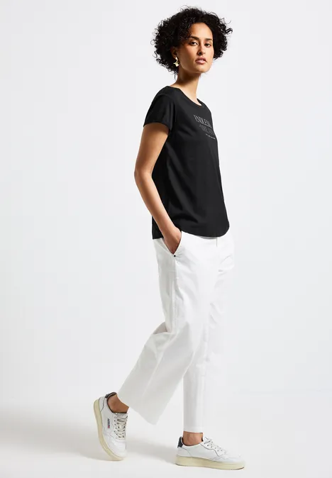 T-Shirt mit Wording Black