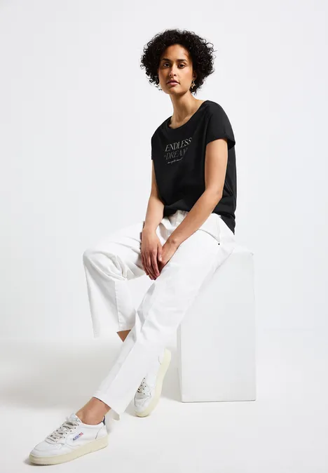 T-Shirt mit Wording Black